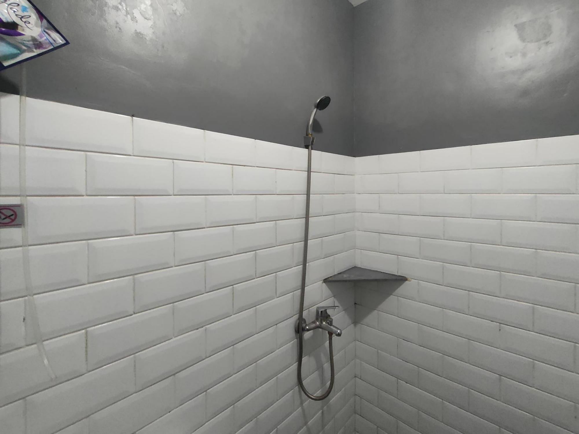 Puspiptek Residence Syariah Mitra Reddoorz Serpong Ngoại thất bức ảnh
