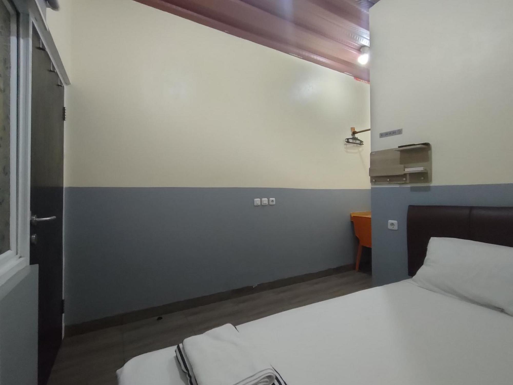 Puspiptek Residence Syariah Mitra Reddoorz Serpong Ngoại thất bức ảnh